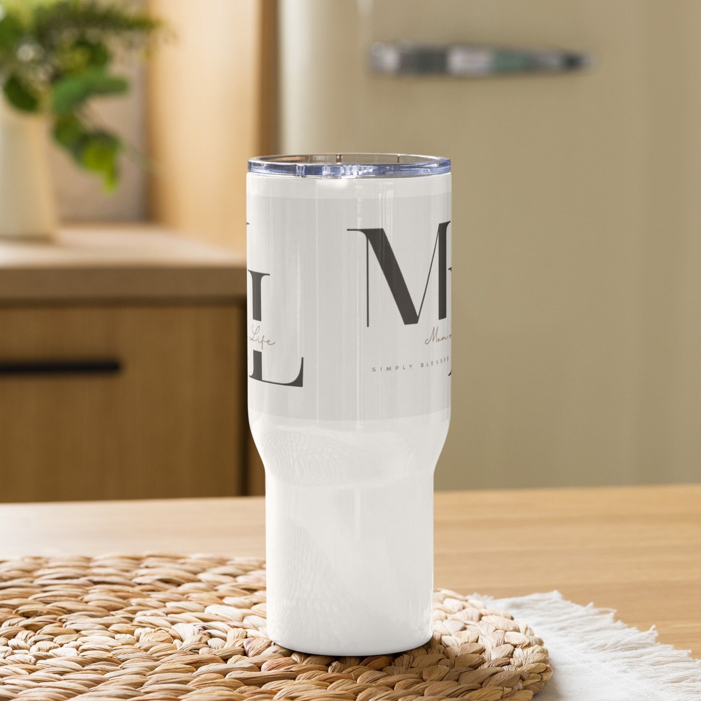 Mom Life Travel mug with a handle