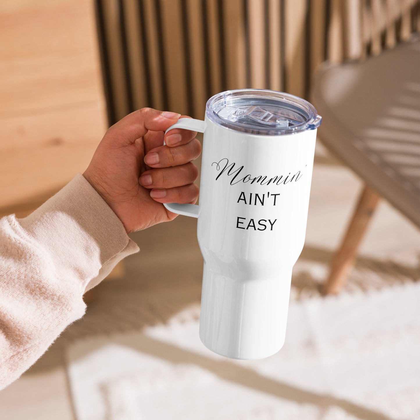 Mommin Ain't Easy Elegant Travel mug with a handle